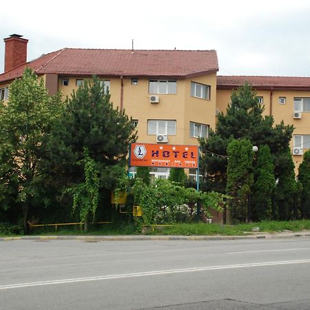 Hotel Liliacul Cluj-Napoca Eksteriør billede